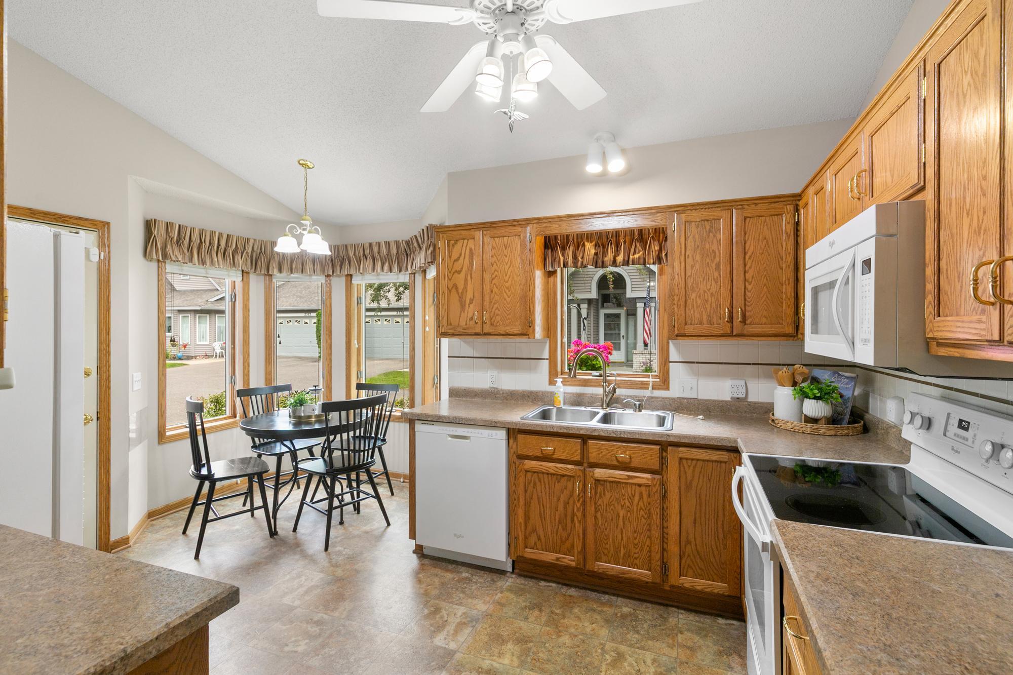 2556 Sumac Ridge