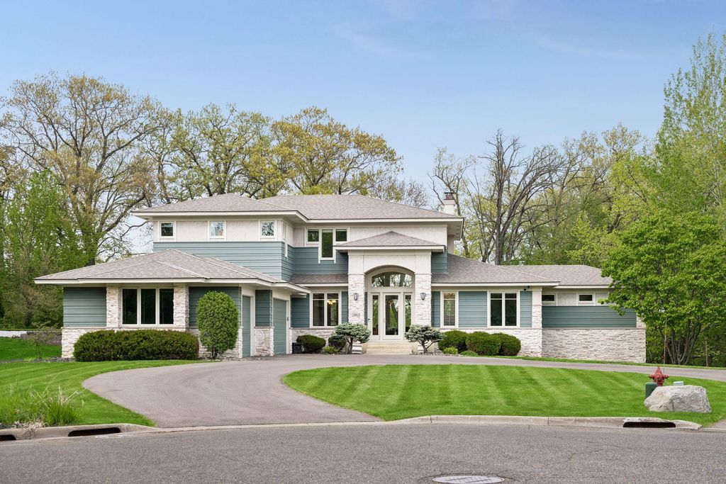 Photo of 2063 Austrian Pine Lane, Minnetonka, MN 55305 (MLS # 7073504)