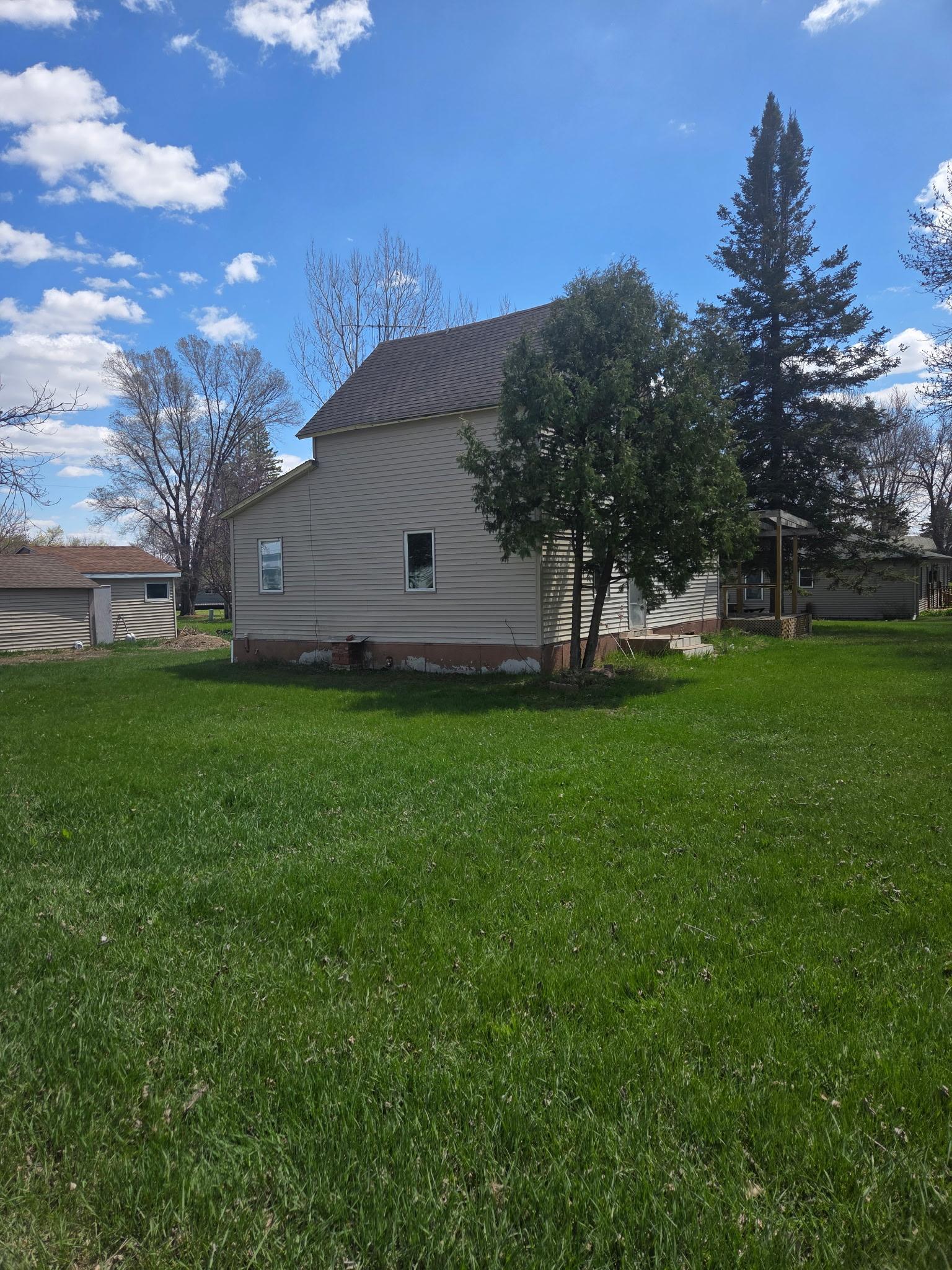 103 Main Street S