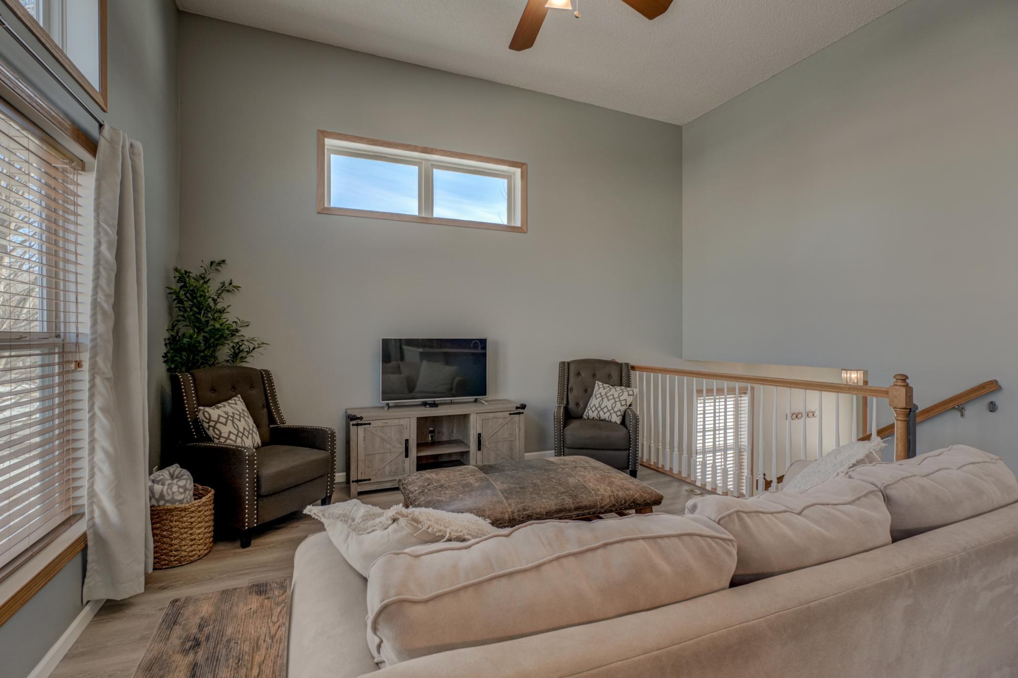 15444 Foster Drive N