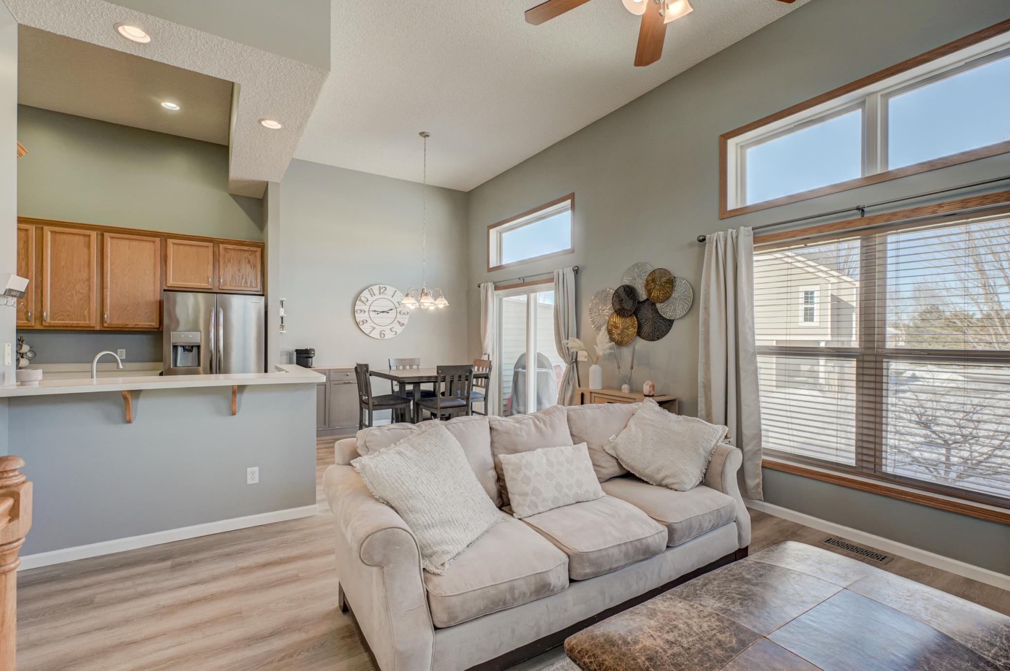 15444 Foster Drive N