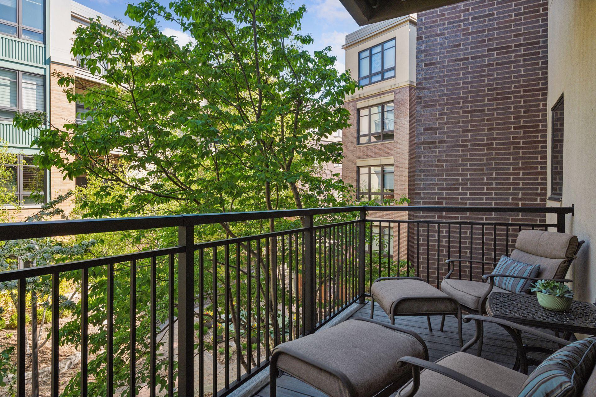 3709 Grand Way 227