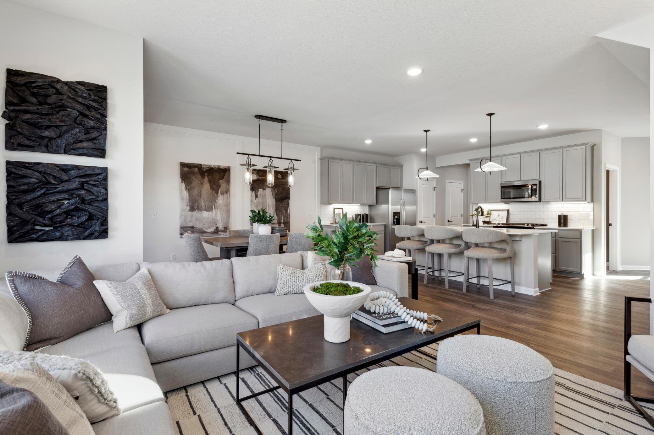 14980 Avondale View