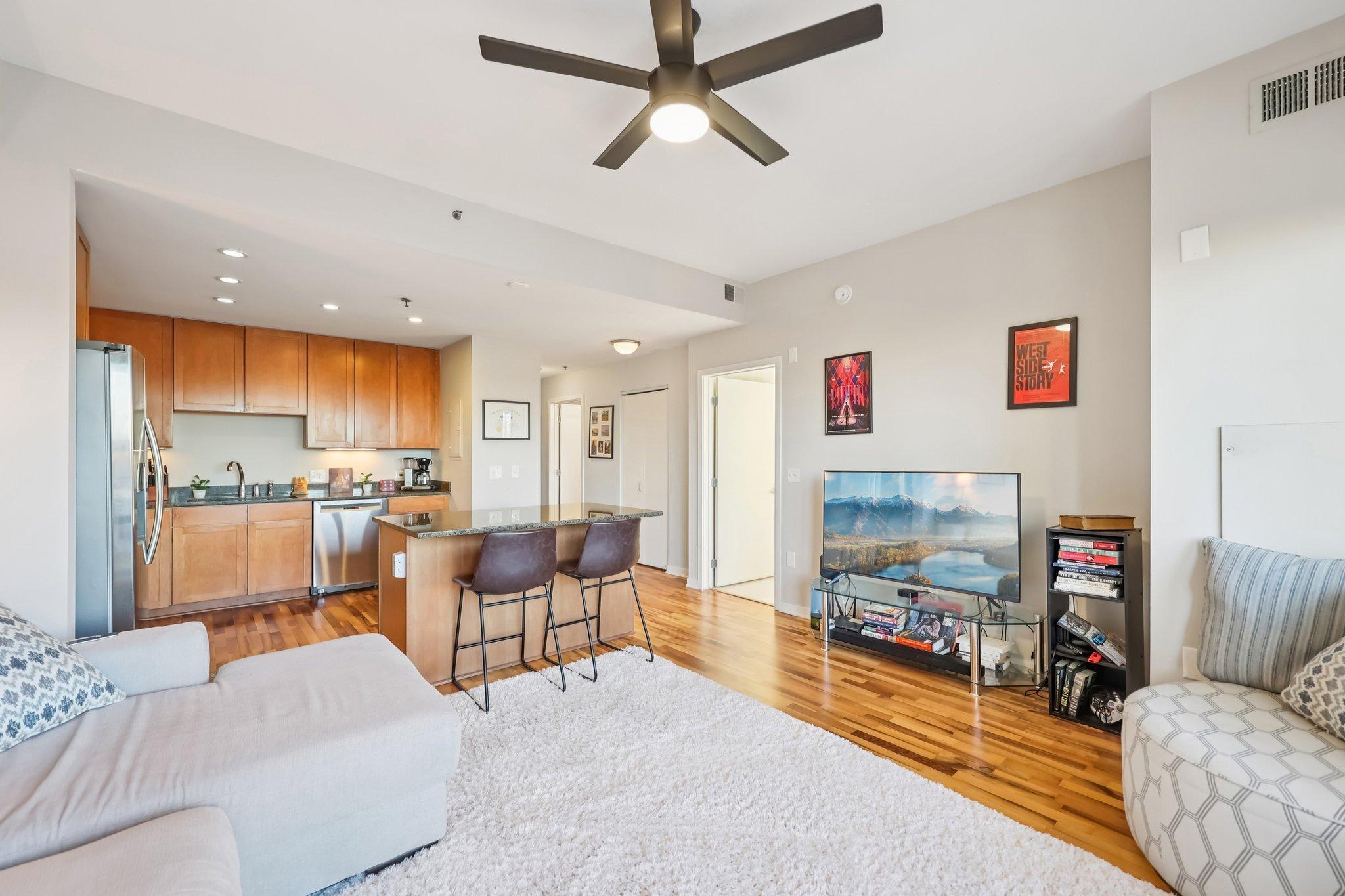 929 Portland Avenue 410