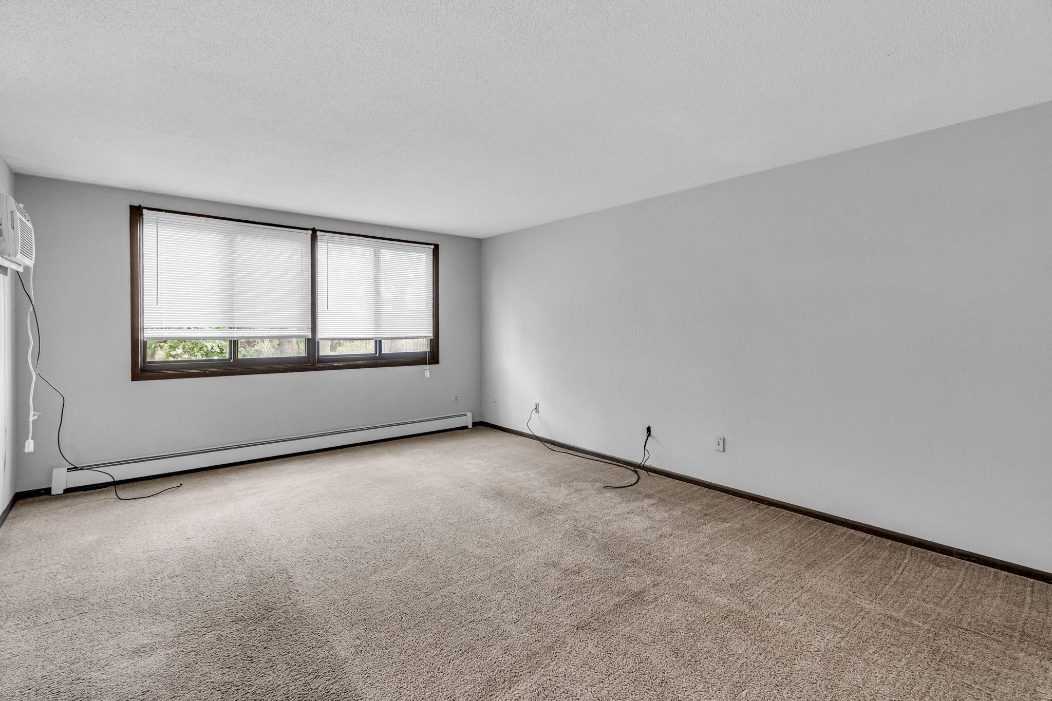 1690 Highway 36 W 216