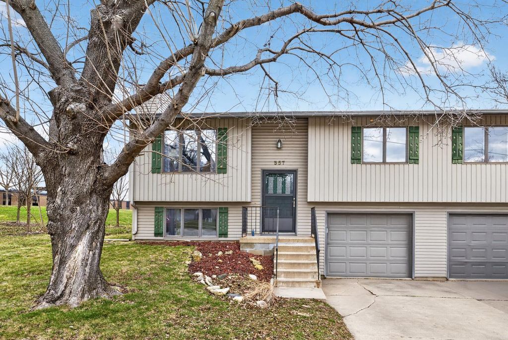 Photo of 357 Elton Hills Drive NW, Rochester, MN 55901 (MLS # 7048297)