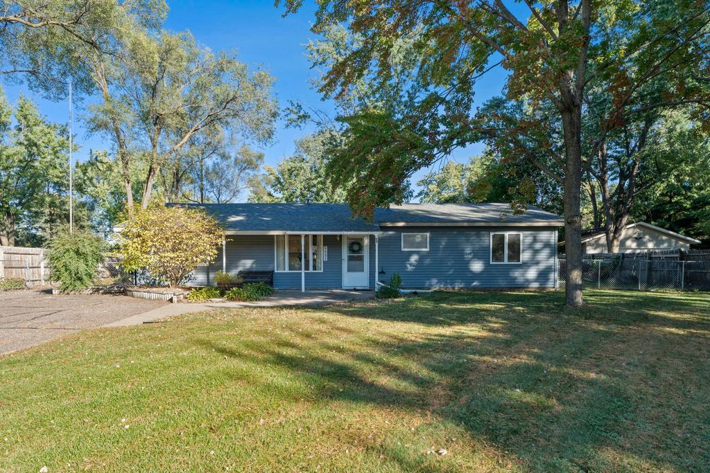 Photo of 9931 Larch Street NW, Coon Rapids, MN 55433 (MLS # 6798793)