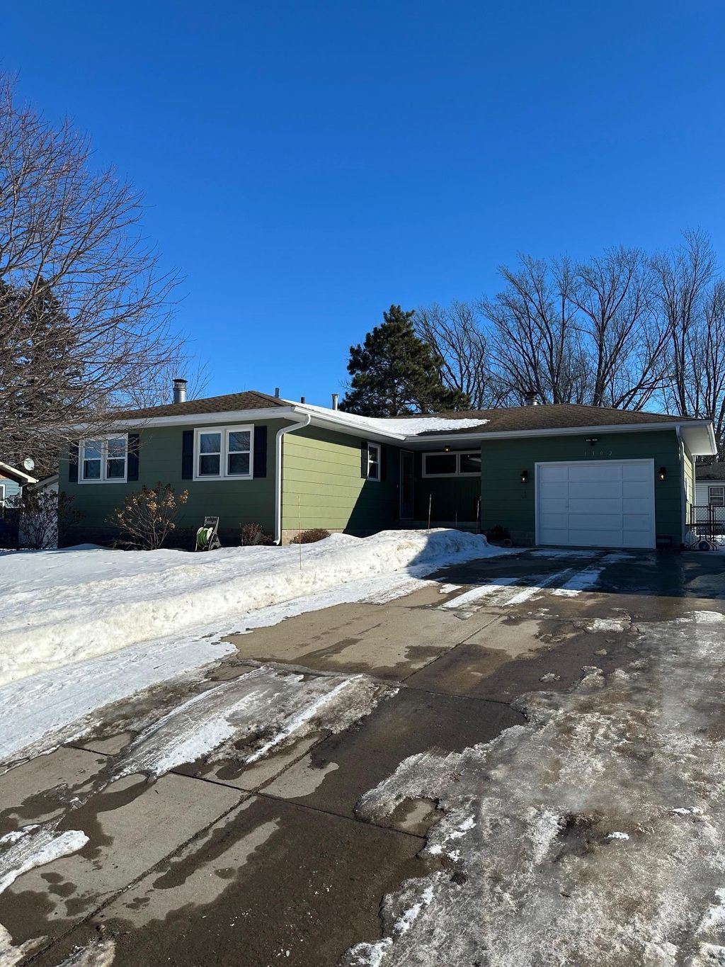Photo of 1302 10th Avenue NE, Brainerd, MN 56401 (MLS # 7018768)