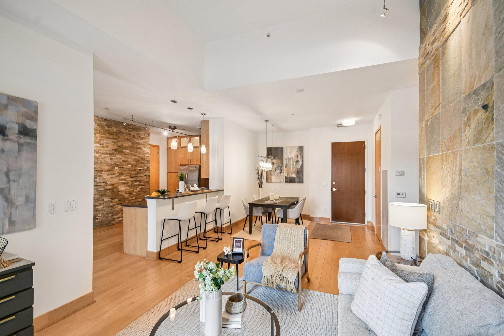 100 3rd Avenue S 406