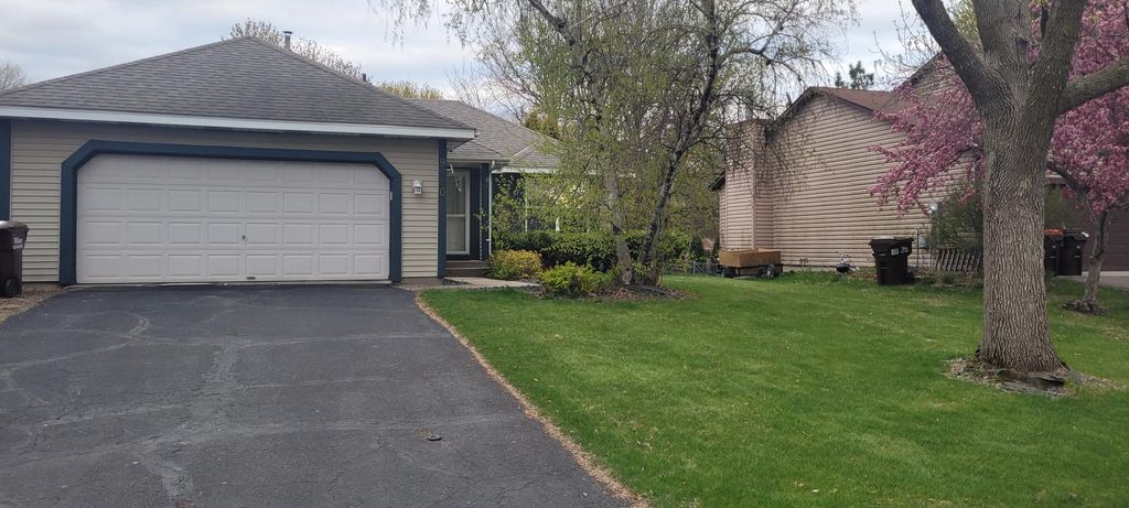 Photo of 9480 71st S, Cottage Grove, MN 55016 (MLS # 7070101)