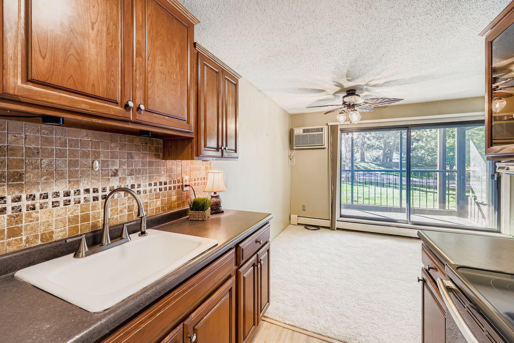 3461 Kent Street 1002