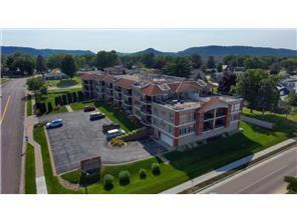 Photo of 1401 N Lakeshore Drive #209, Lake City, MN 55041 (MLS # 7008607)