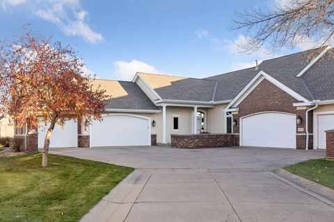 16715 49th Place N Plymouth MN 55446