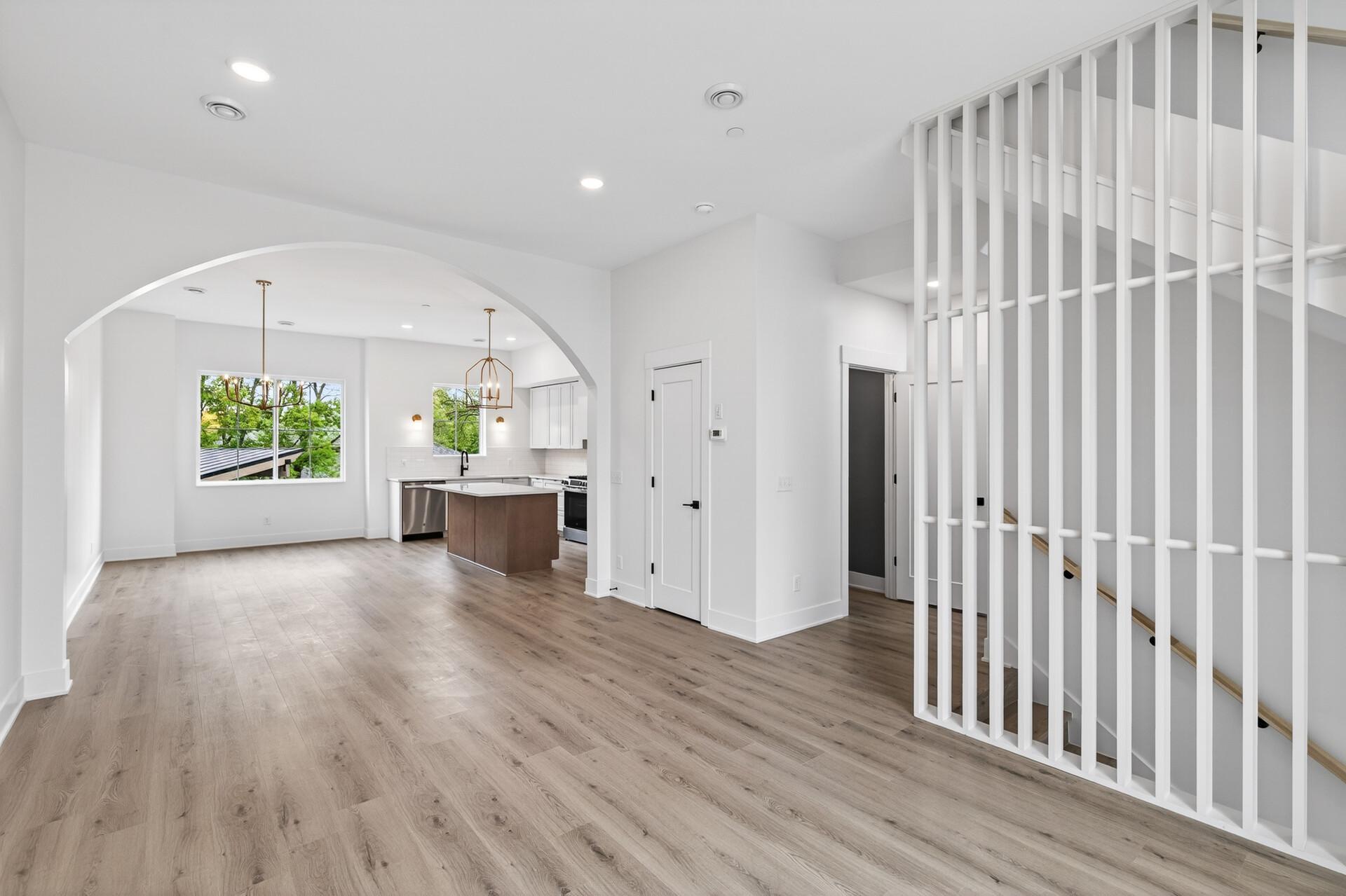 2503 Jansen Avenue