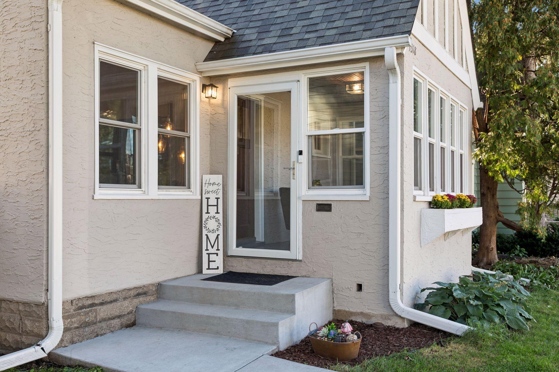 1318 Eleanor Avenue
