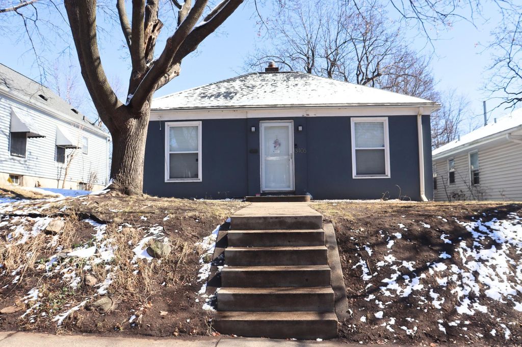 Photo of 3406 Knox Avenue N, Minneapolis, MN 55412 (MLS # 7038514)