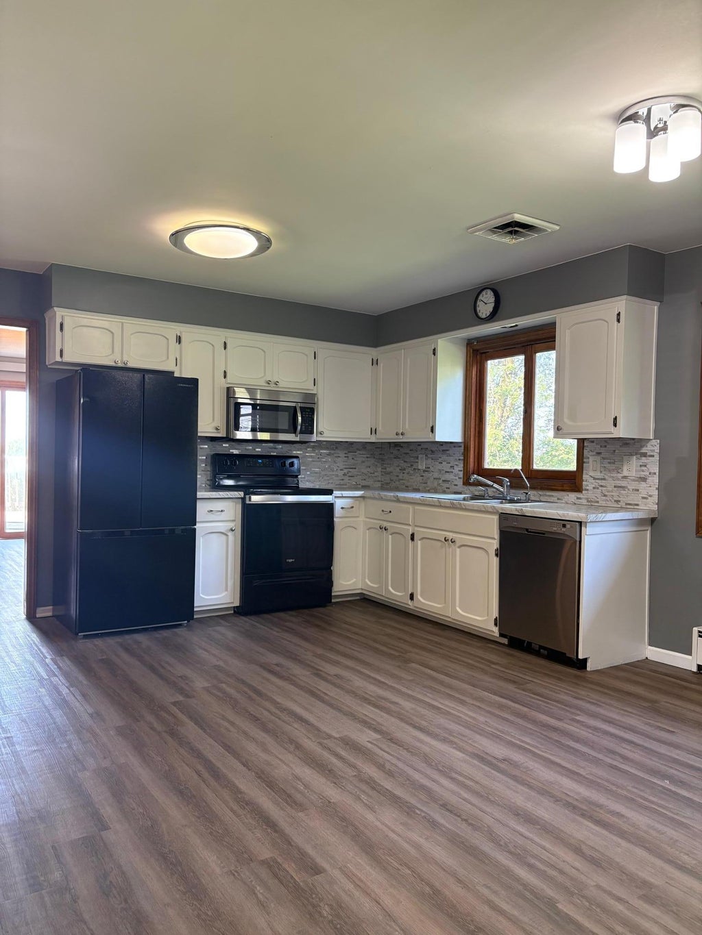Photo of 4075 County Road 15 SW, Montevideo, MN 56265 (MLS # 7094185)