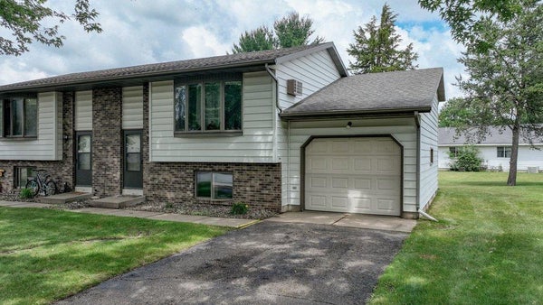 816 DORBE ST # 818, EAU CLAIRE, WI 54701 - Image b57fae0602ffb73b5e02f197fa9f4f59/2177606948