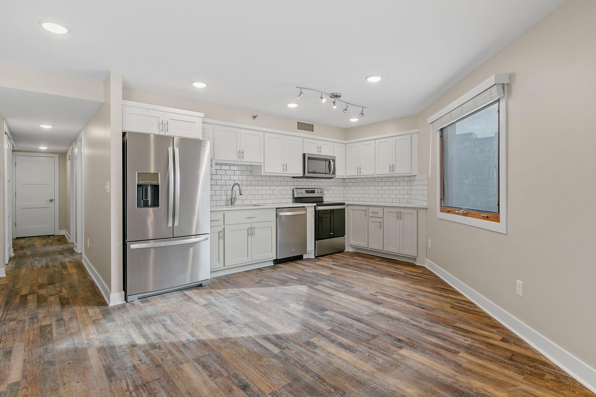 121 Washington Avenue S 502