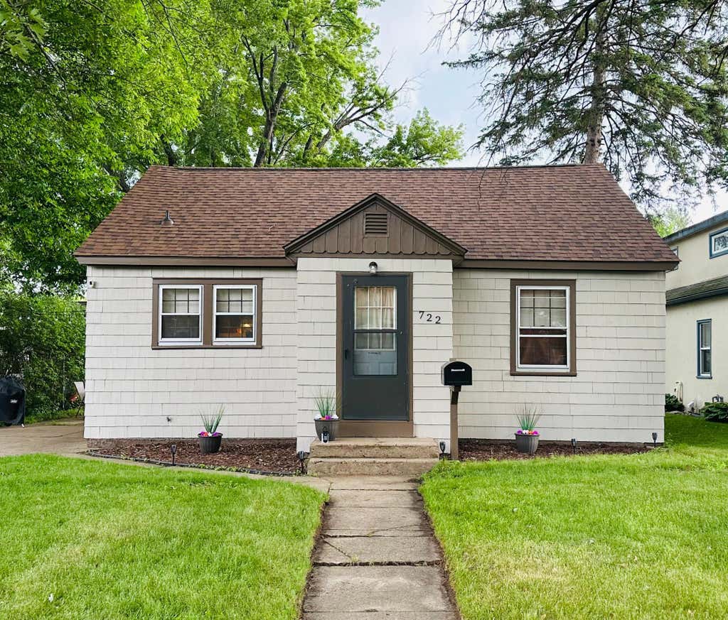 Photo of 722 2nd Avenue NE, Brainerd, MN 56401 (MLS # 7095868)