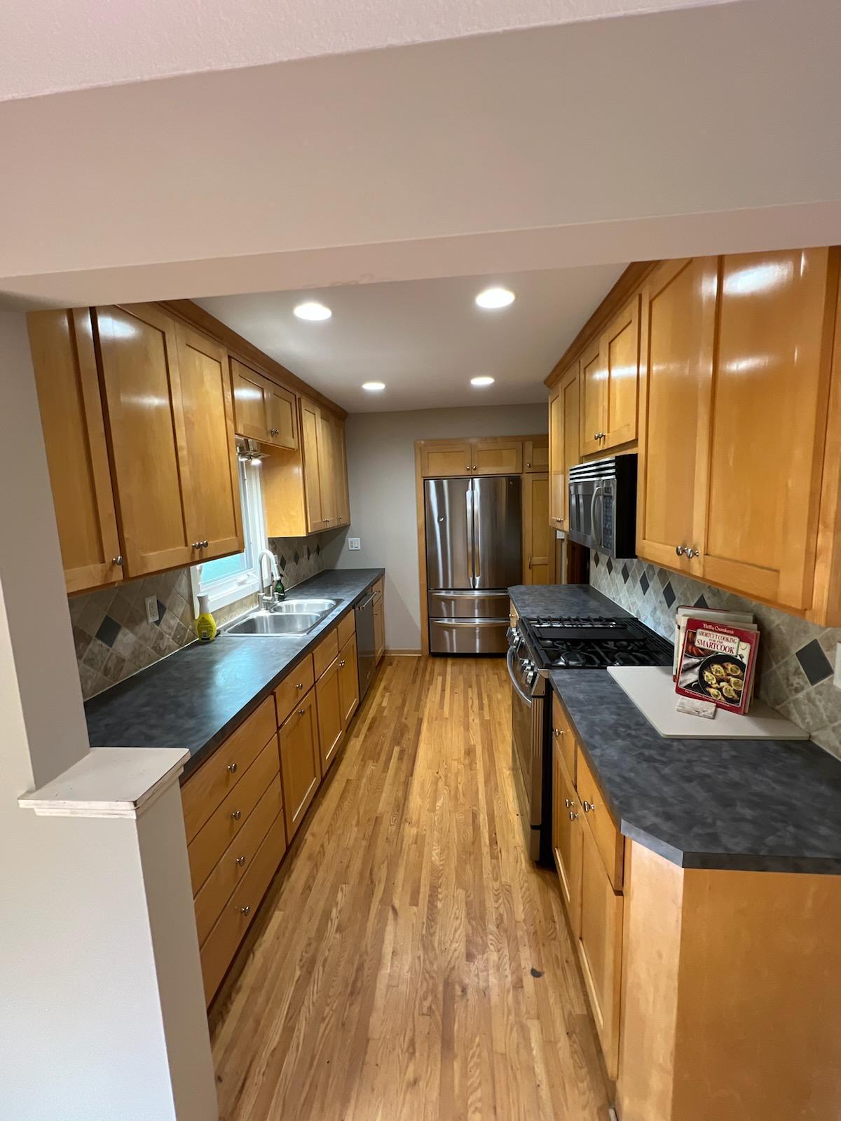 816 Grandview Avenue W