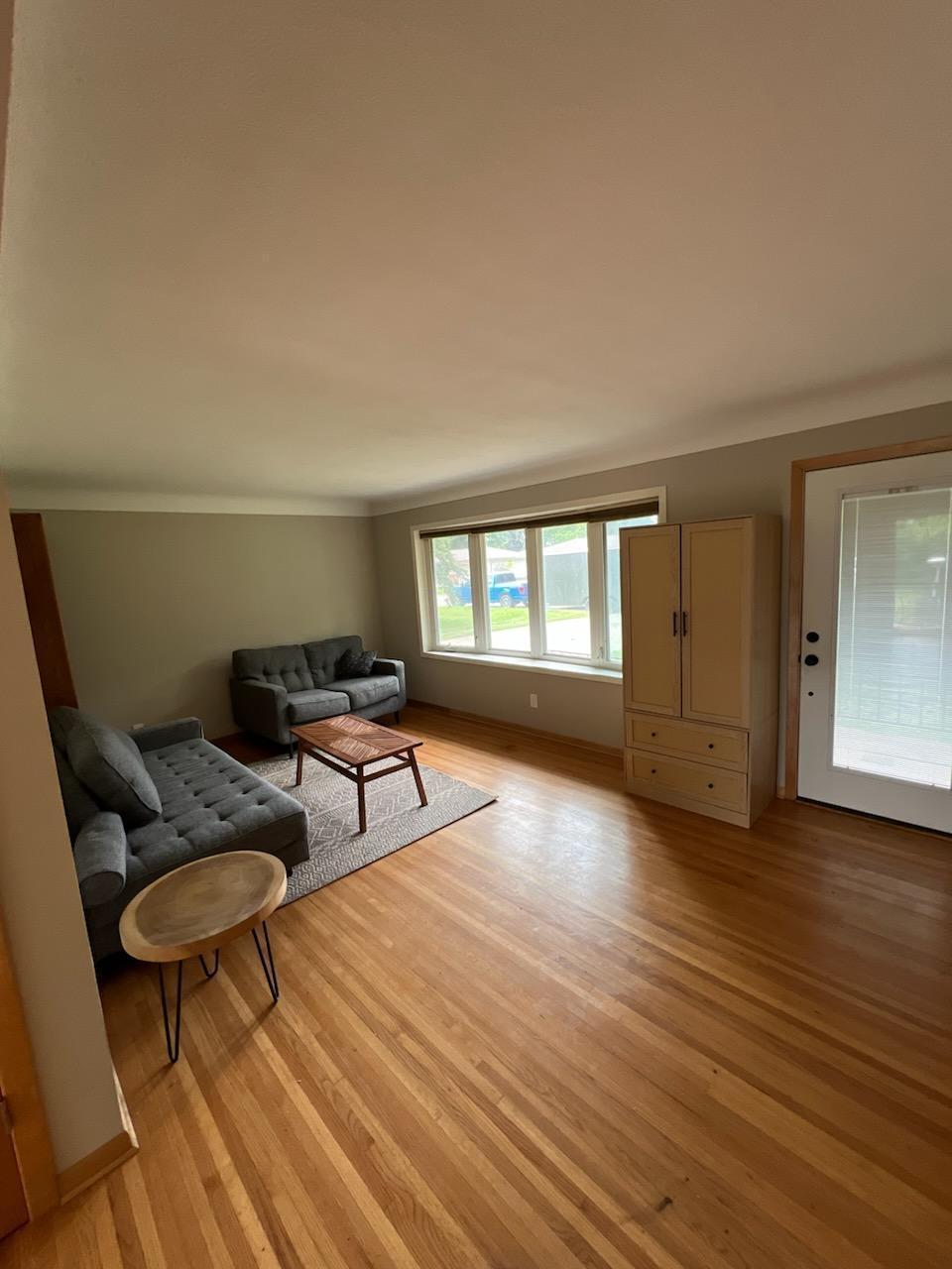 816 Grandview Avenue W