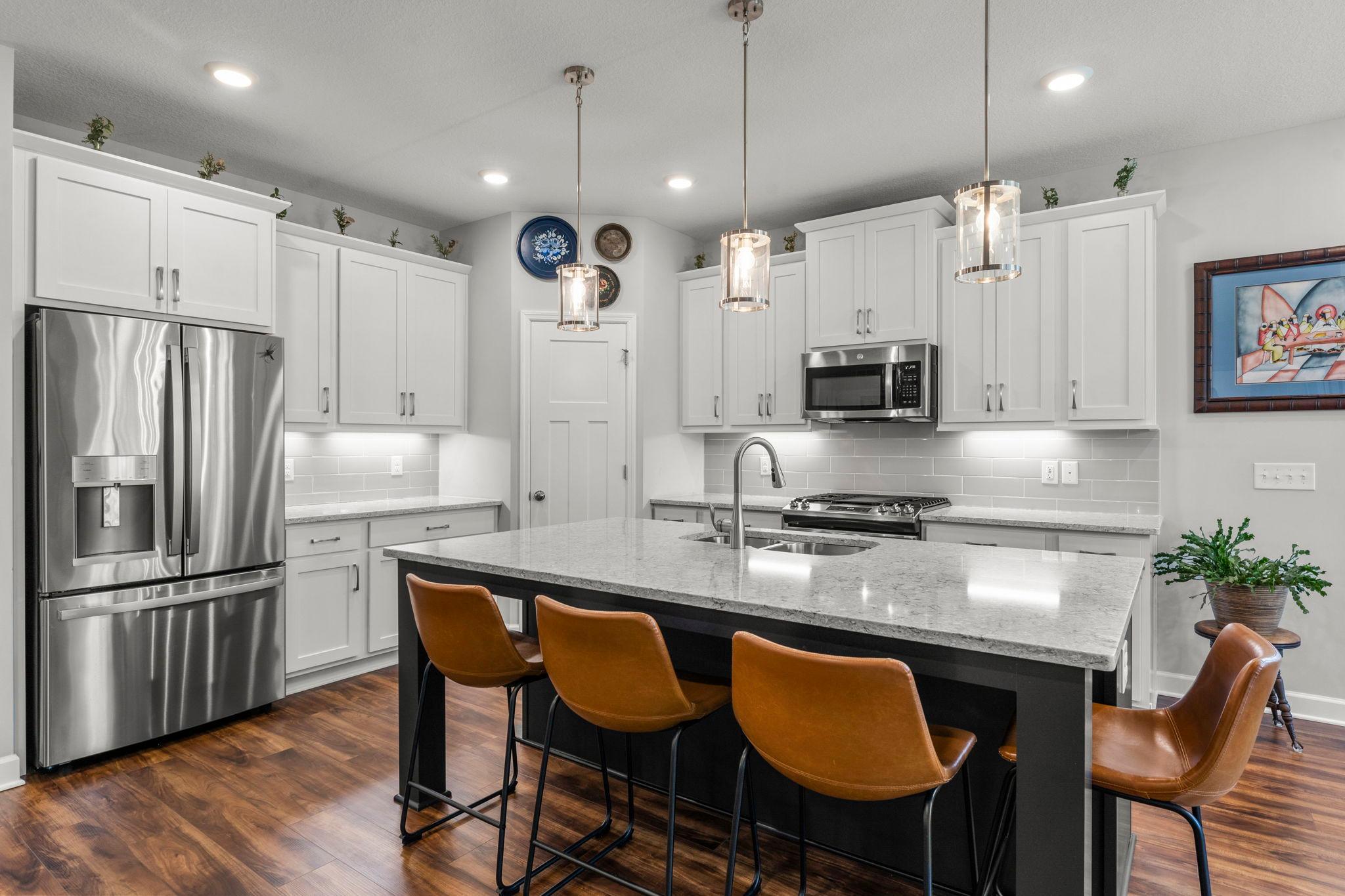 8034 Glenwood Drive