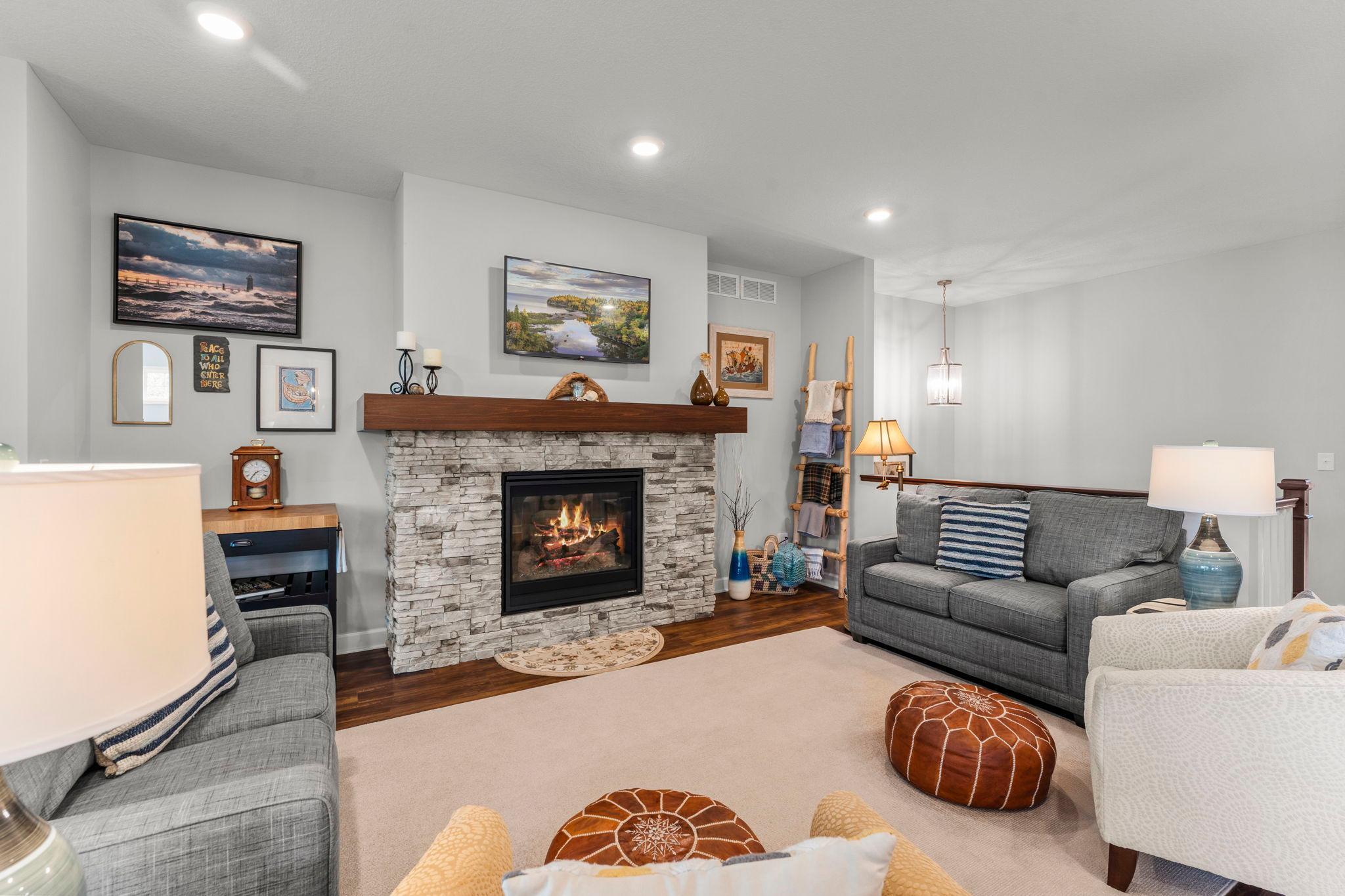 8034 Glenwood Drive