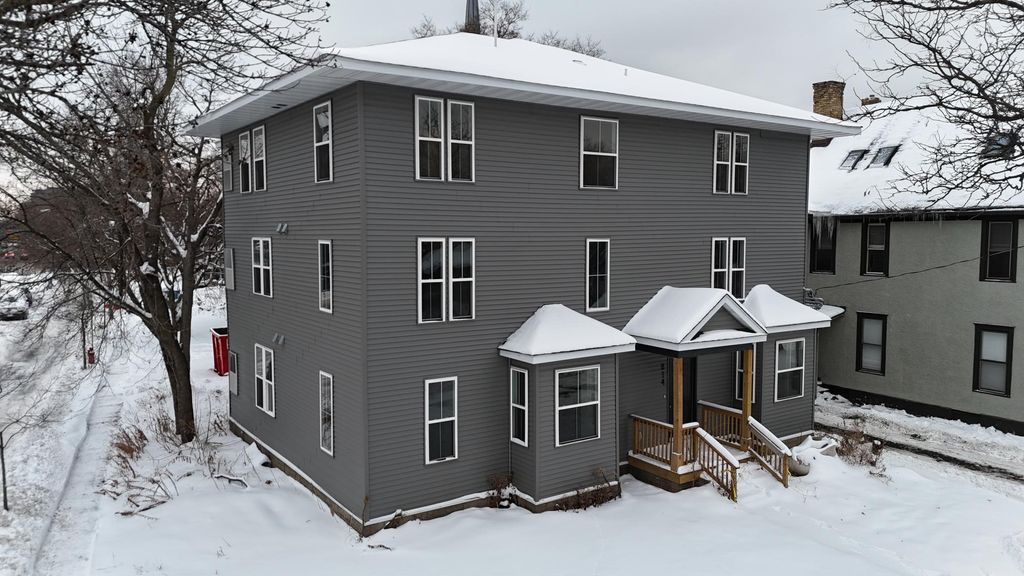 Photo of 814 6th Street SE, Minneapolis, MN 55414 (MLS # 6826518)