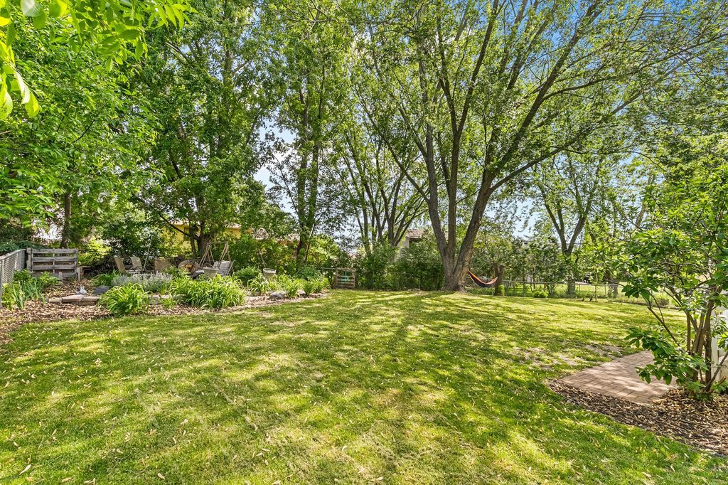 Photo of 543 Westfield Lane, Vadnais Heights, MN 55127 (MLS # 7080353)