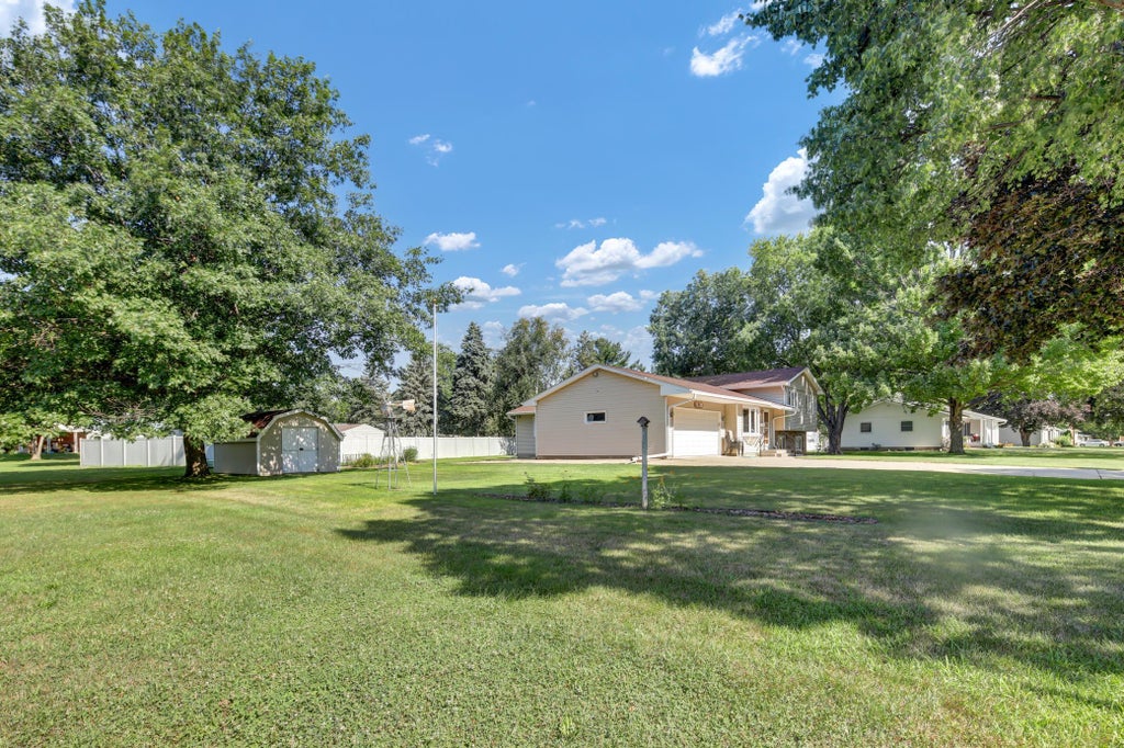 Photo of 1120 W Marion Street, Lake City, MN 55041 (MLS # 7143949)