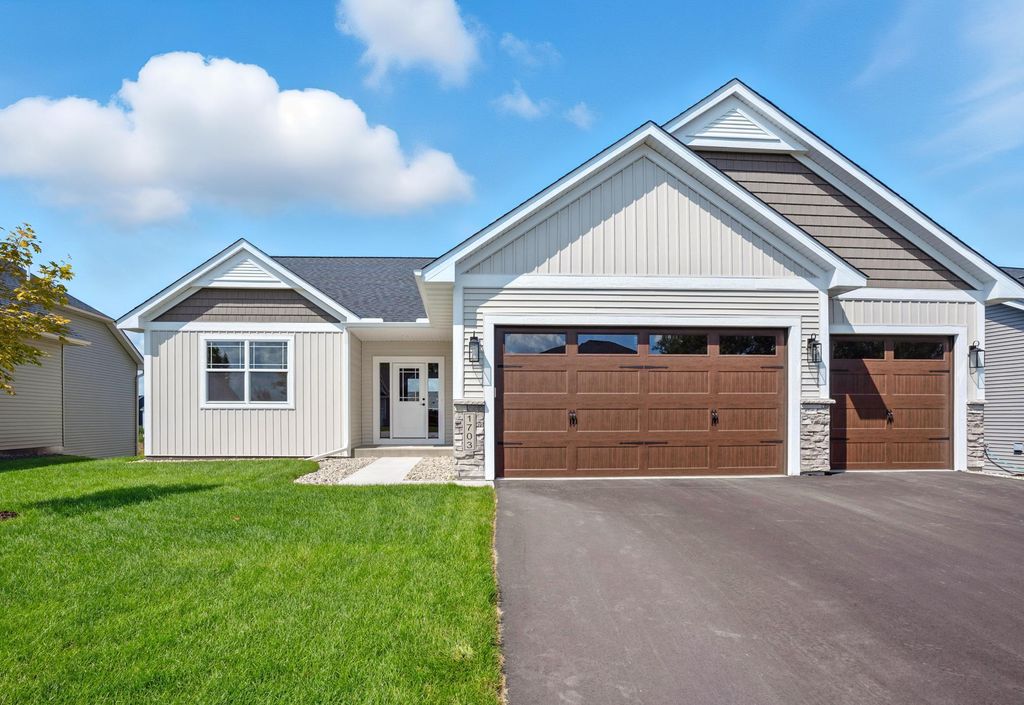 Photo of 1703 Spruce Street, Farmington, MN 55024 (MLS # 7007506)