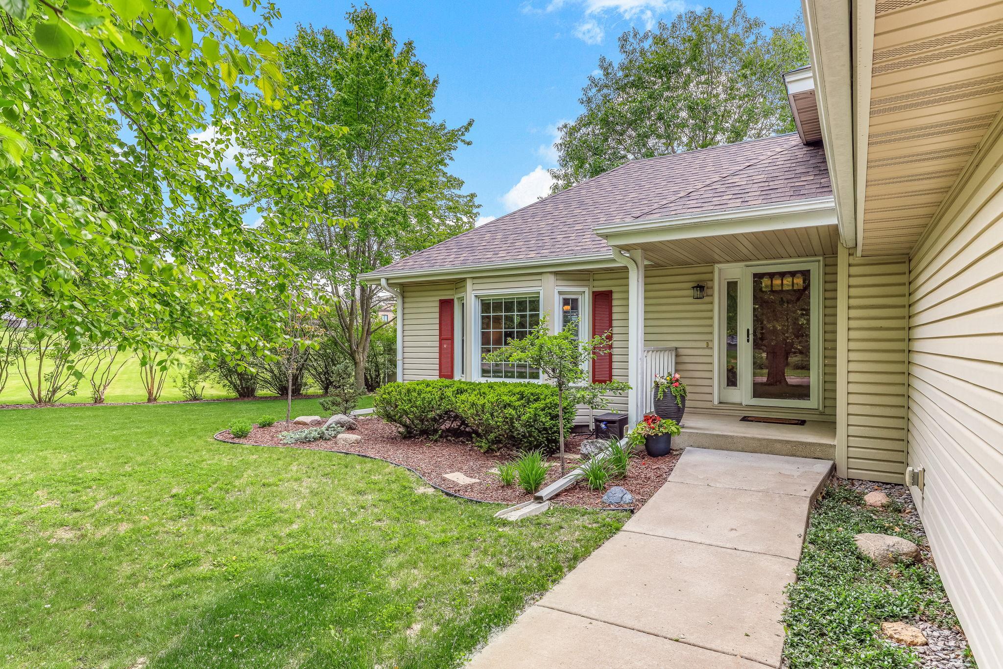 205 Forestview Lane N