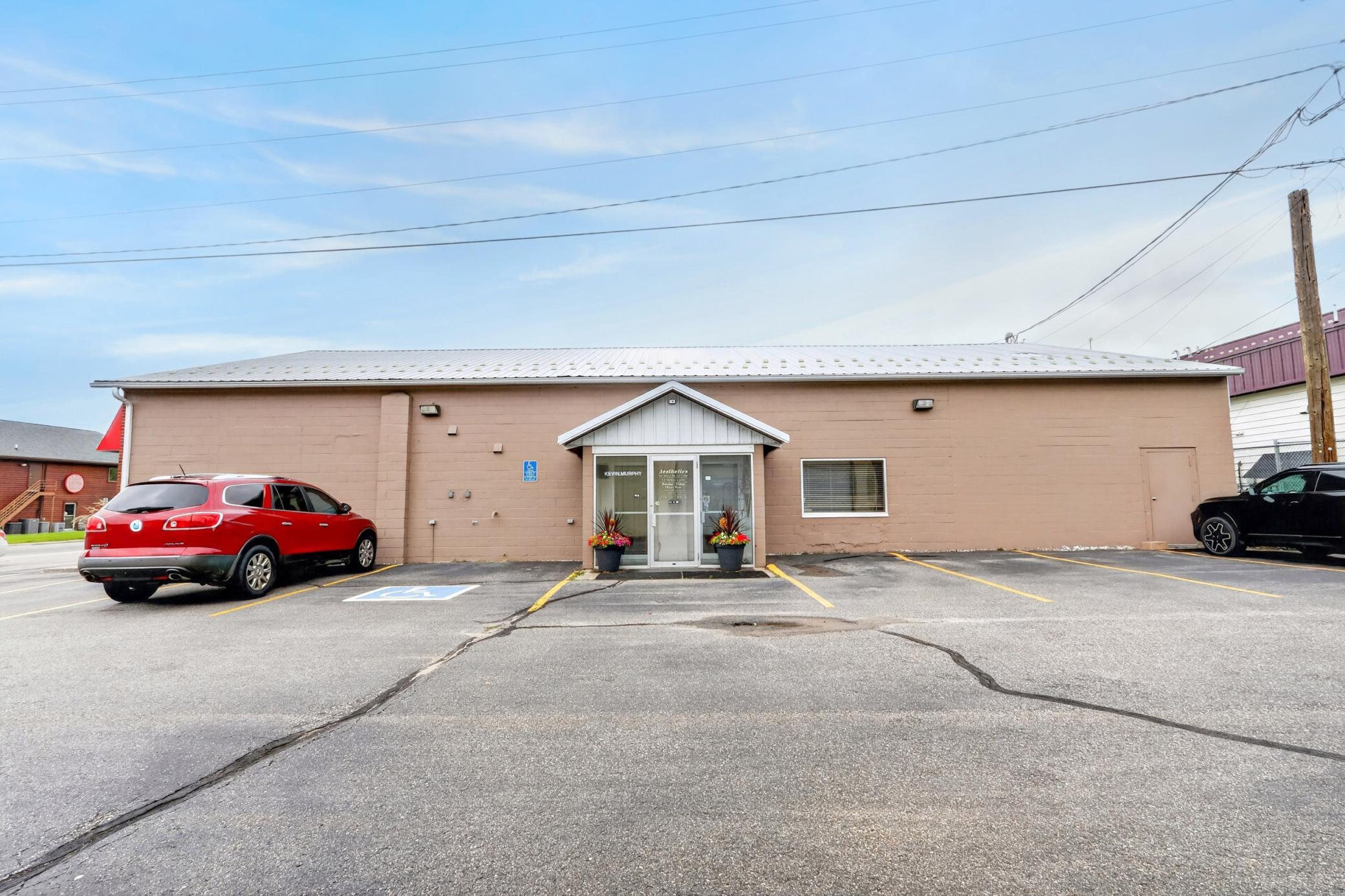 11 Willow Lane