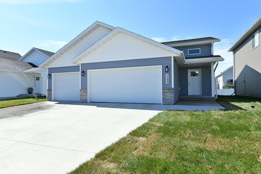 Photo of 1143 60th Avenue W, West Fargo, ND 58078 (MLS # 7146675)
