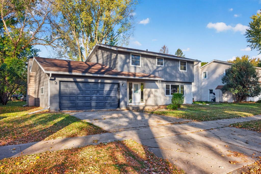 Photo of 1819 Wilshire Drive NE, Rochester, MN 55906 (MLS # 7163927)