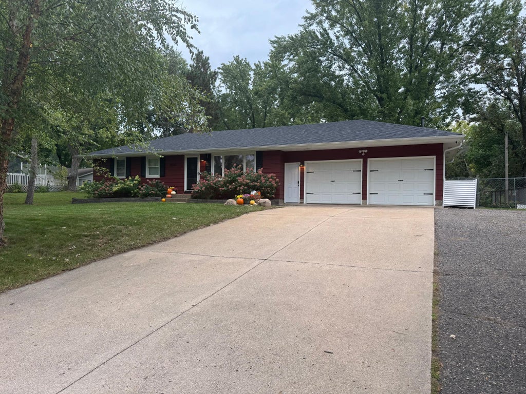 Photo of 2550 140th Avenue NW, Andover, MN 55304 (MLS # 7150608)