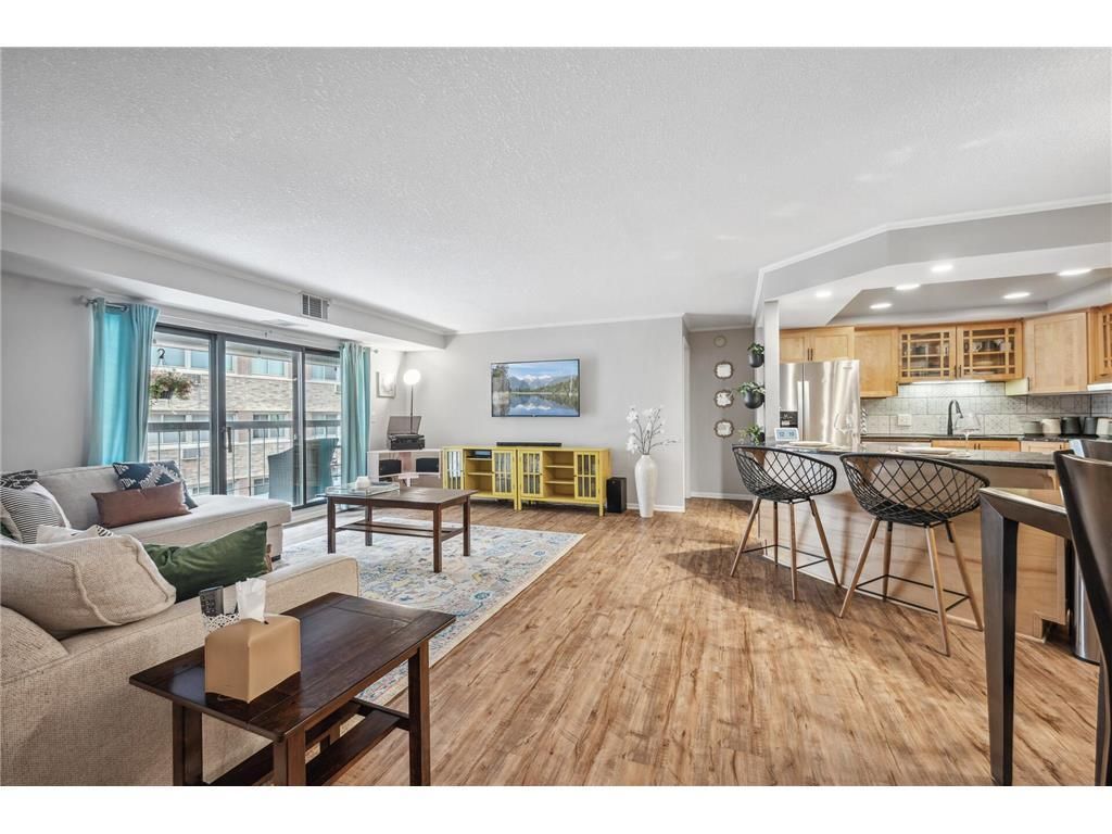 Photo of 2885 Knox Avenue S #405, Minneapolis, MN 55408 (MLS # 7068842)