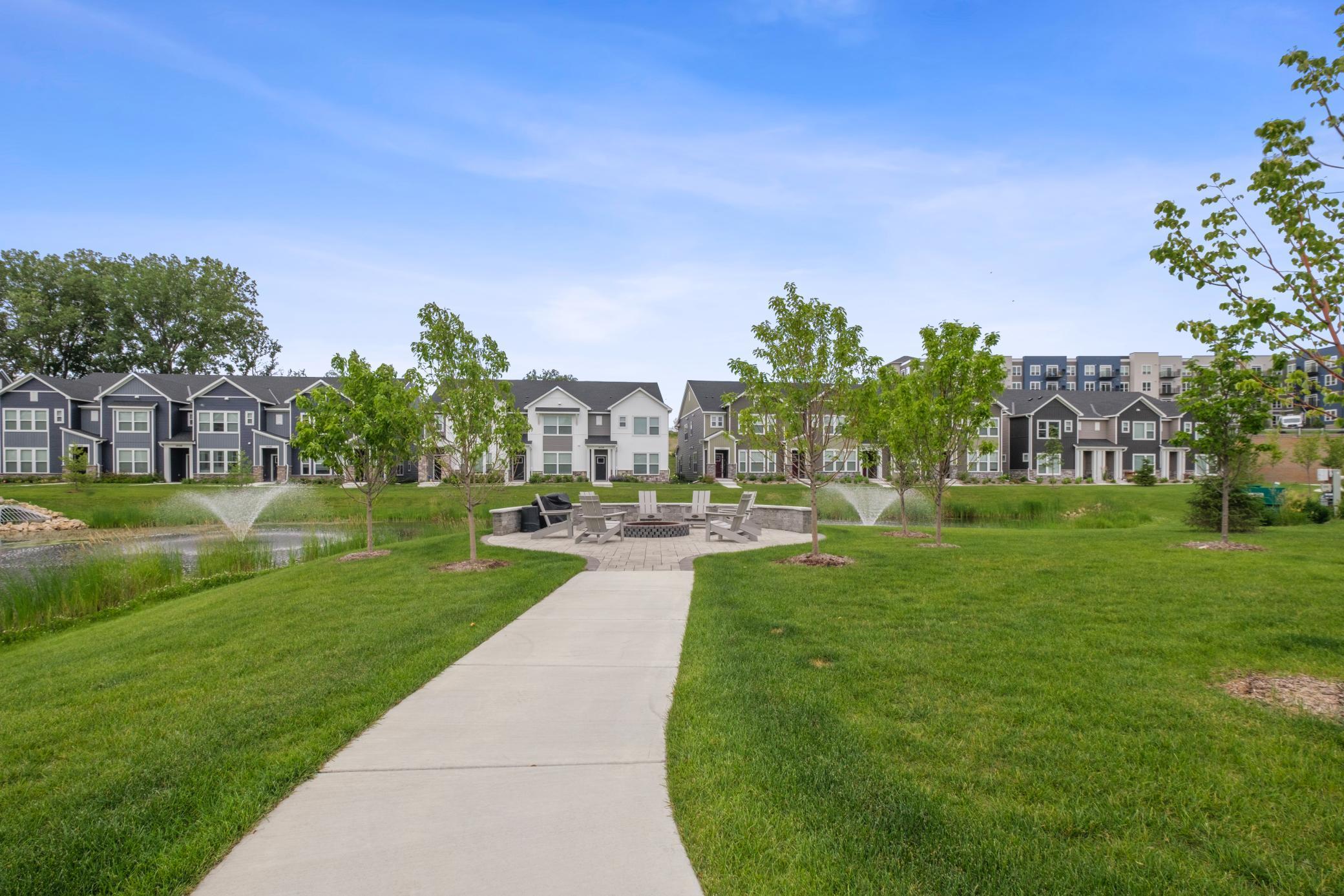 14592 Twin Lakes Circle