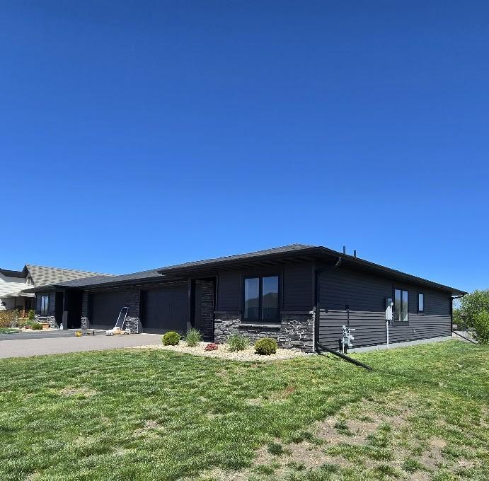 307 Sunset Avenue - Photo 2