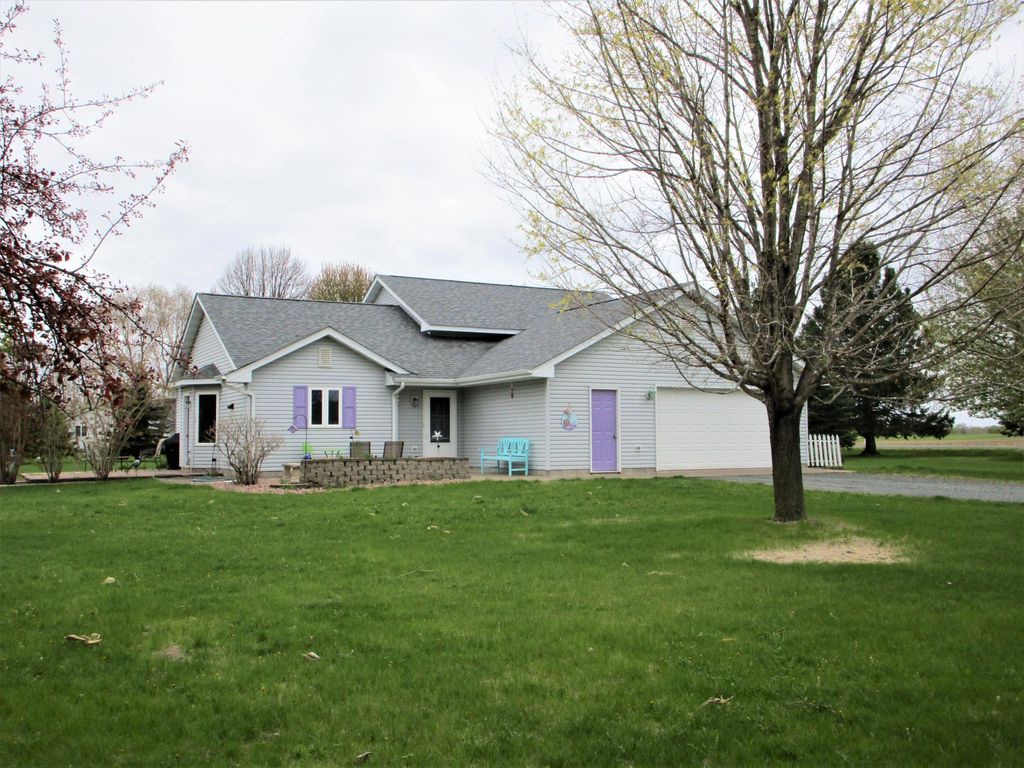 Photo of 2470 84th Avenue, Osceola, WI 54020 (MLS # 7069332)