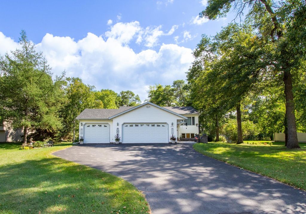 Photo of 14420 Cottage Grove Drive, Baxter, MN 56425 (MLS # 7009513)