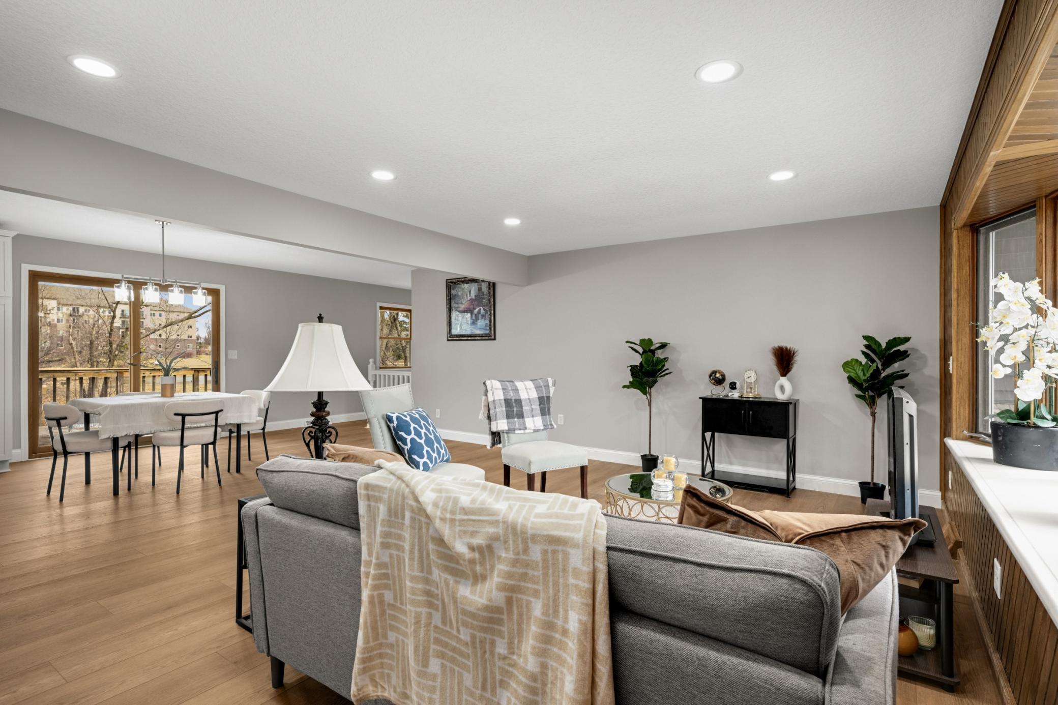 11004 Oak Knoll Terrace N