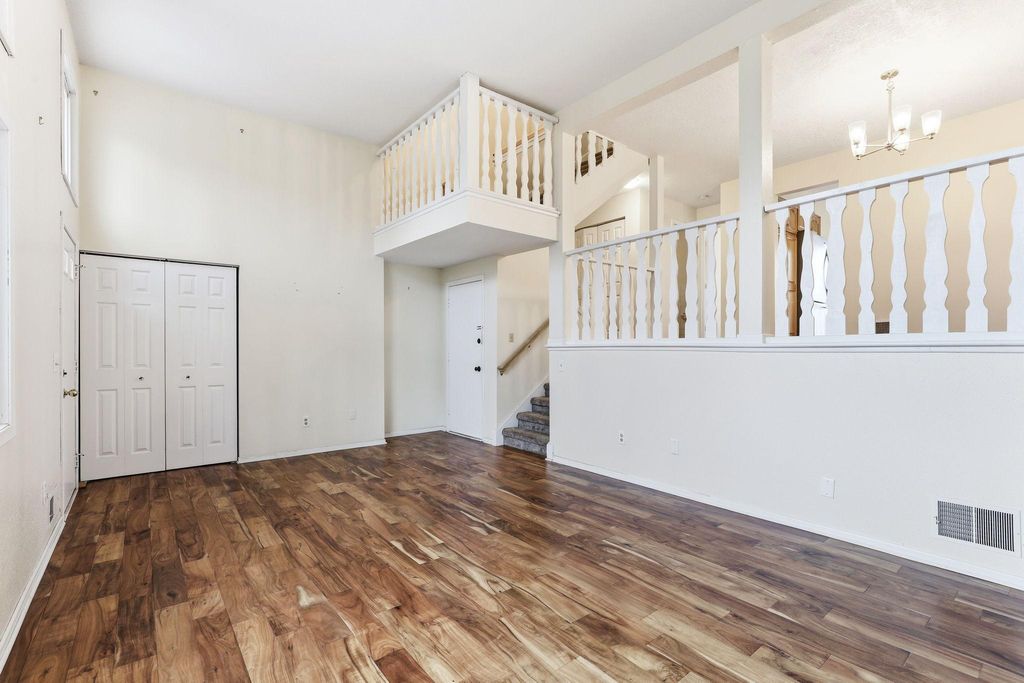 Photo of 7447 W Franklin Avenue, Saint Louis Park, MN 55426 (MLS # 7047547)