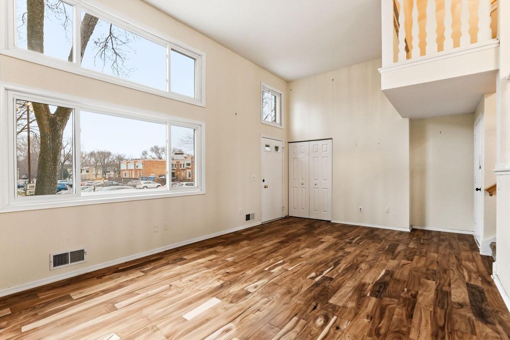 Photo of 7447 W Franklin Avenue, Saint Louis Park, MN 55426 (MLS # 7047547)