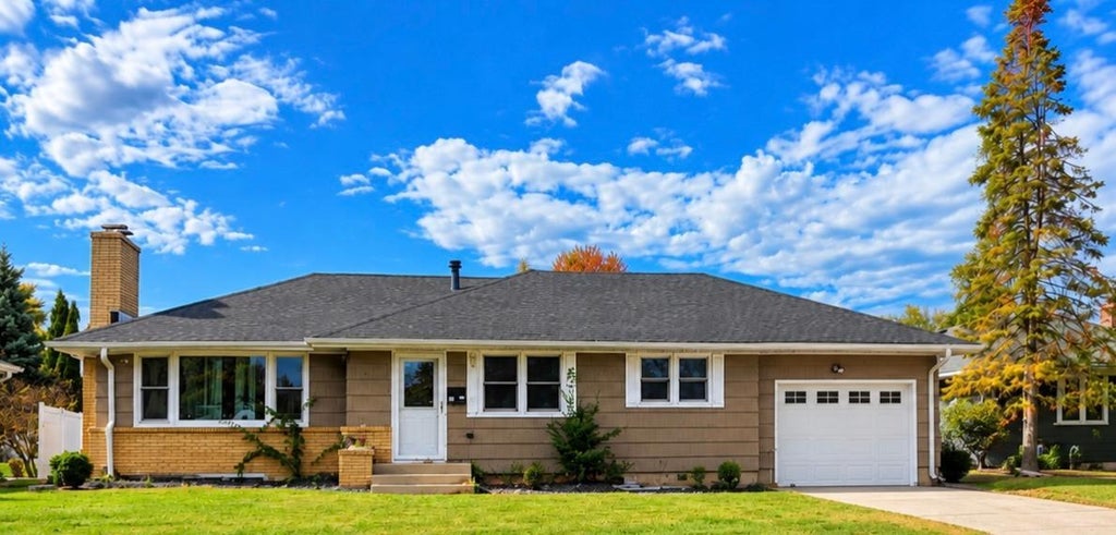 Photo of 6808 Chicago Avenue, Richfield, MN 55423 (MLS # 7154581)