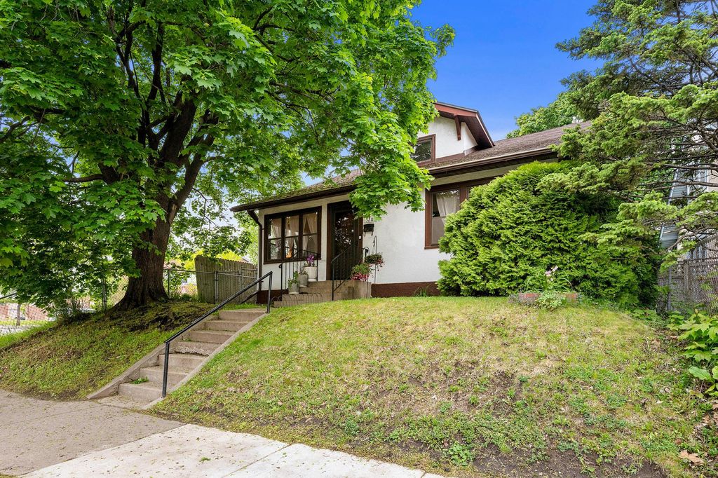 Photo of 3207 Oliver Avenue N, Minneapolis, MN 55412 (MLS # 7076628)