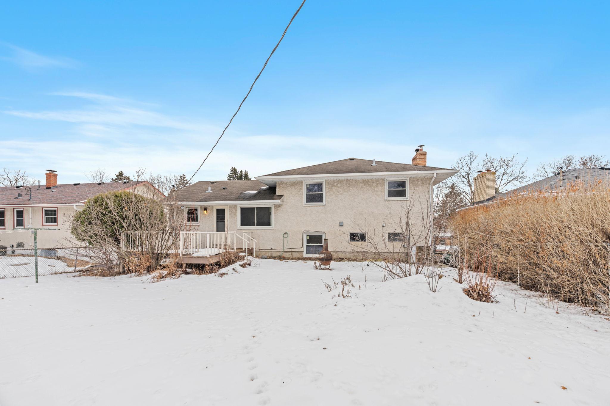 2243 Edgebrook Avenue