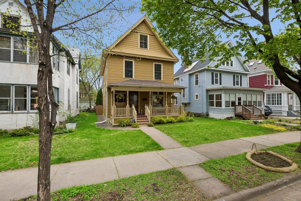 Photo of 2717 Emerson Avenue S, Minneapolis, MN 55408 (MLS # 7066653)