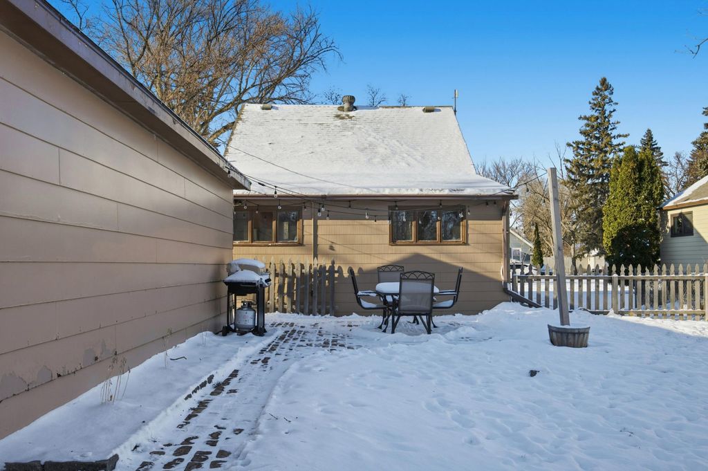 Photo of 502 12th Street N, Moorhead, MN 56560 (MLS # 6823866)
